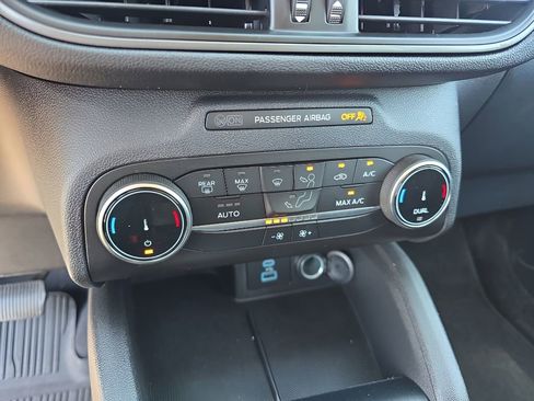 Used 2023 Ford Escape Active image 18