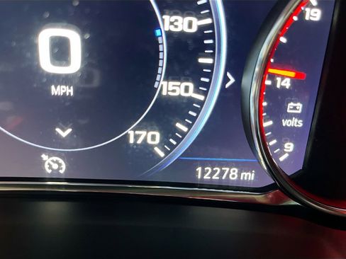 Used 2024 Chevrolet Blazer RS w/ Enhanced Convenience Package image 12