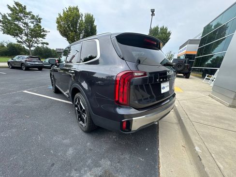 Used 2025 Kia Telluride S AWD/4WD image 7
