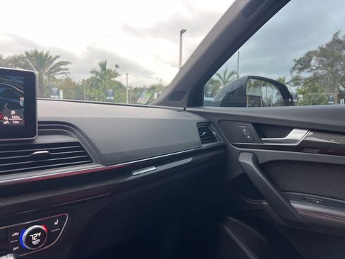 Used 2020 Audi SQ5 Premium Plus w/ Premium Plus Package image 48