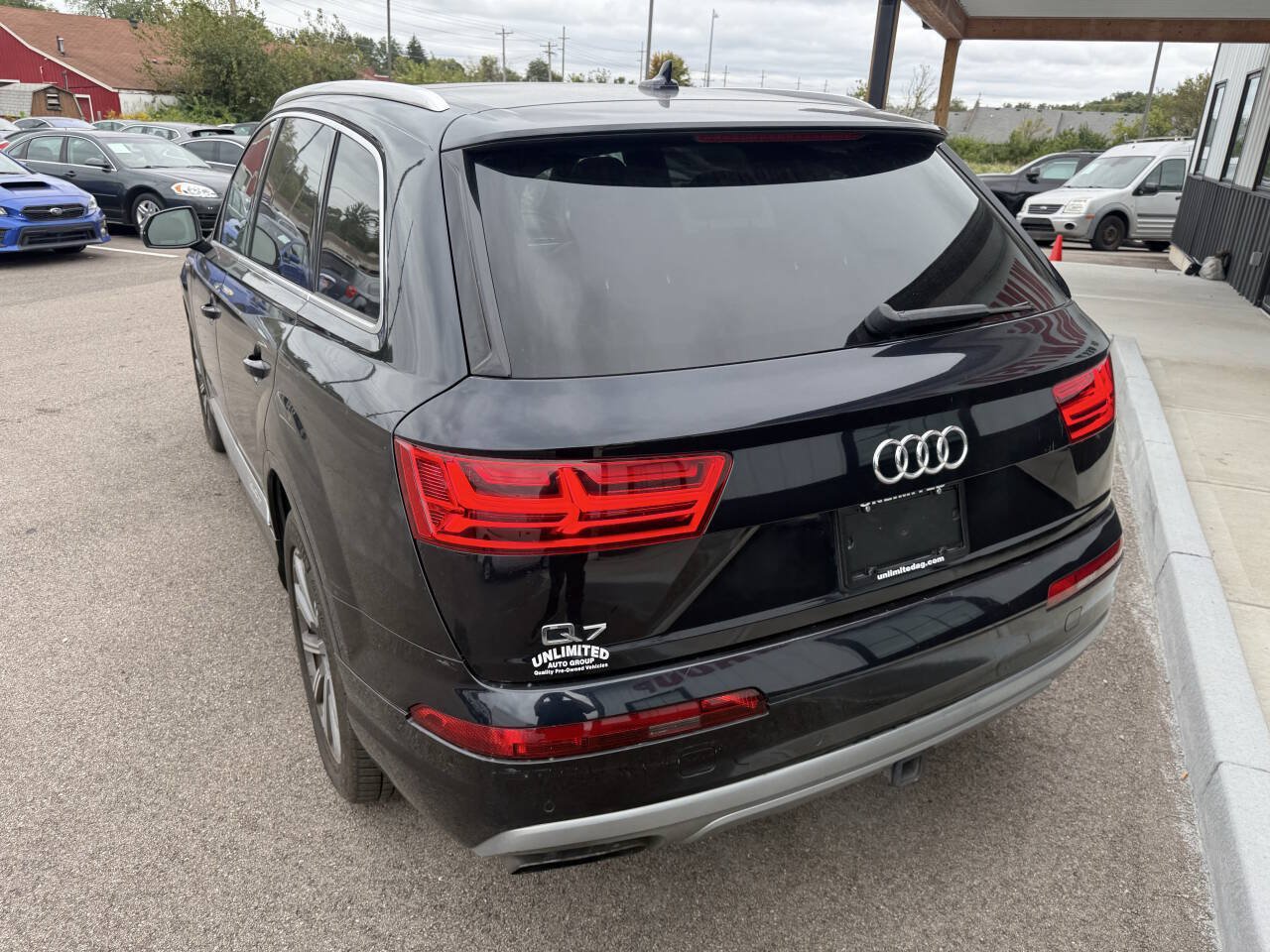 Used 2017 Audi Q7 3.0T Premium Plus AWD/4WD image 10