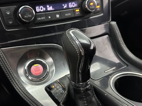 Used 2016 Nissan Maxima 3.5 SV FWD image 16