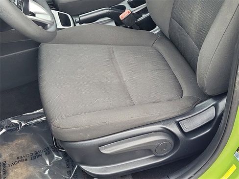 Used 2021 Hyundai Venue SE image 22