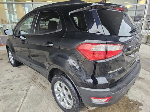 Used 2021 Ford EcoSport SE image 3