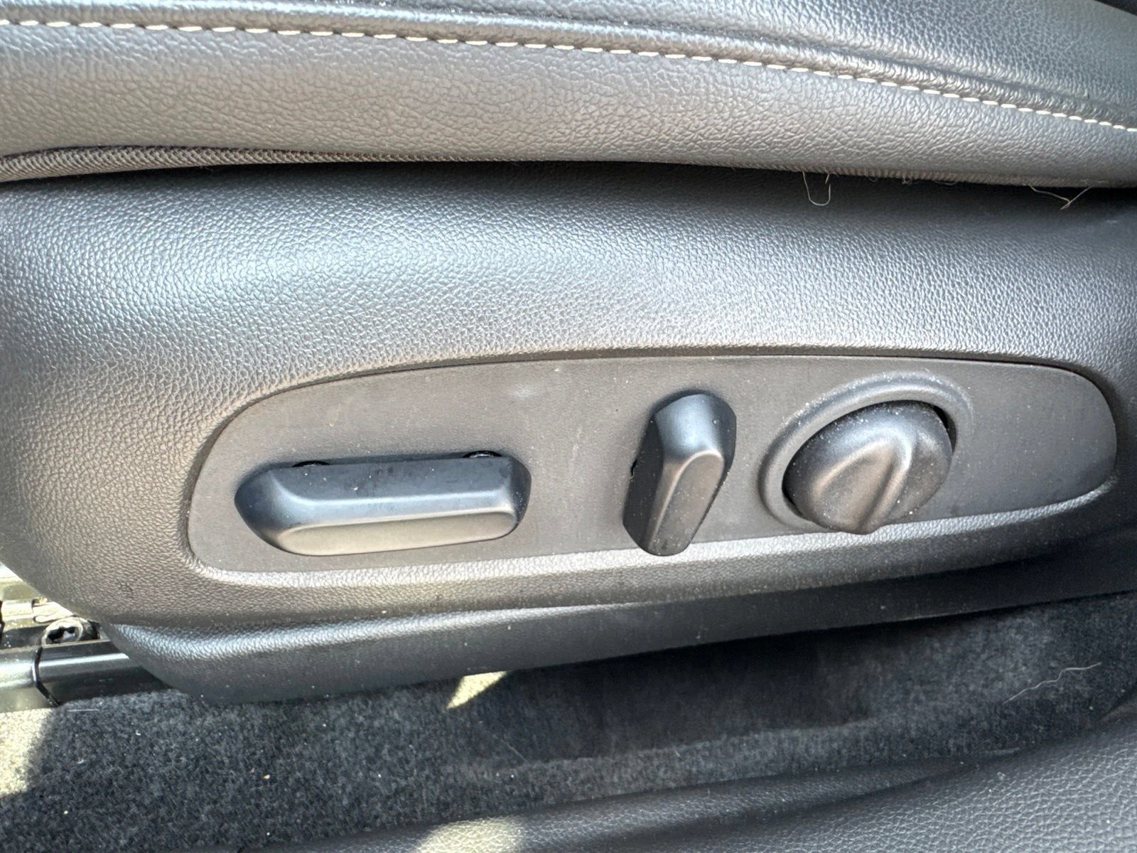 Used 2024 Chevrolet Trax ACTIV w/ Sunroof Package FWD image 18
