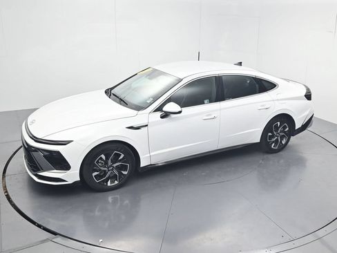 Used 2025 Hyundai Sonata SEL FWD image 44