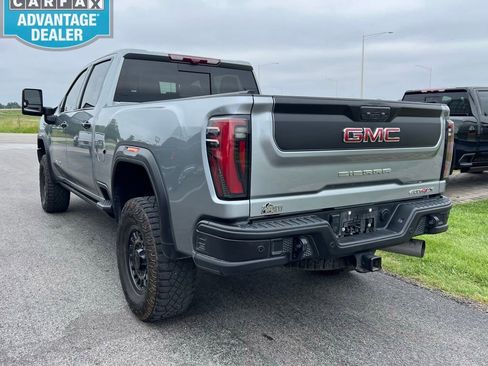 Used 2024 GMC Sierra 2500 AT4X w/ AT4X AEV Edition AWD/4WD image 6
