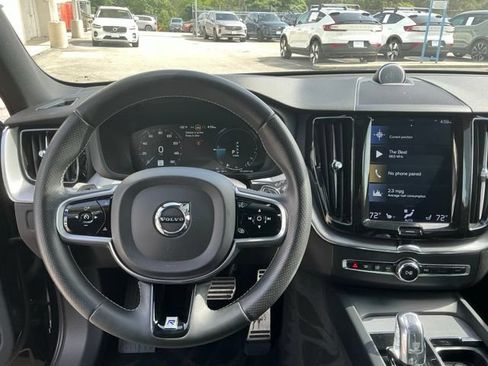 Used 2018 Volvo XC60 T8 R-Design w/ Convenience Package AWD/4WD image 21