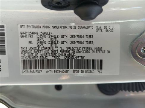 Used 2023 Toyota Tacoma TRD Off-Road AWD/4WD image 15