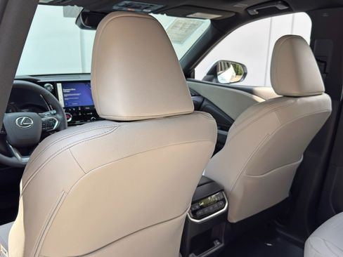 Used 2026 Lexus TX 350 FWD w/ Technology Package image 39