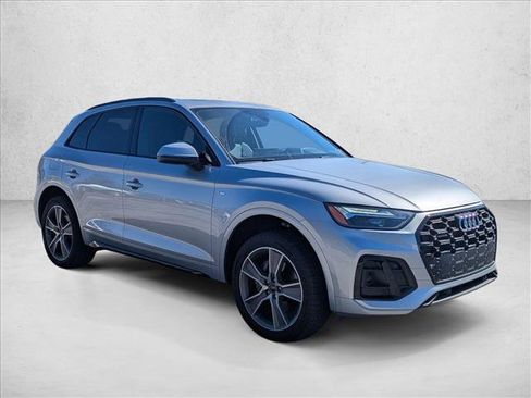 Used 2025 Audi Q5 2.0T Premium image 3