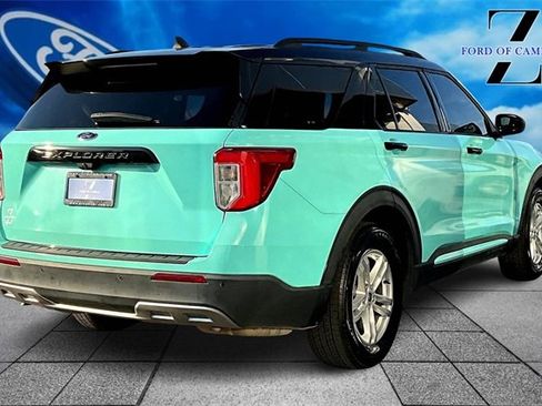 Used 2021 Ford Explorer XLT w/ Equipment Group 202A image 2