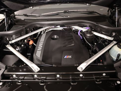 Used 2026 BMW X6 xDrive40i w/ Executive Package image 21