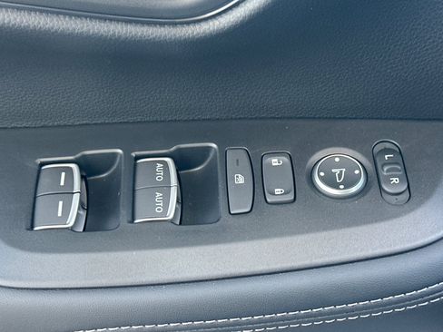 New 2027 Honda HR-V EX-L image 13