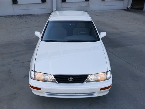 Used 1996 Toyota Avalon XL image 19