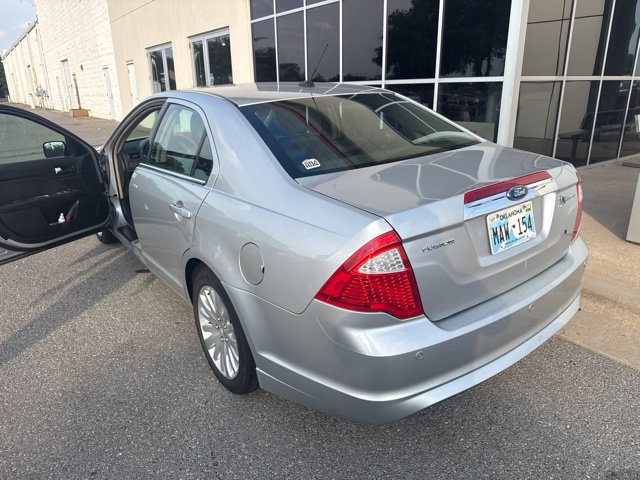 Used 2010 Ford Fusion Hybrid FWD image 4