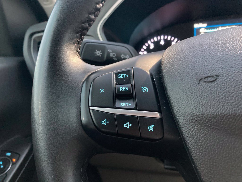 Used 2022 Ford Escape SE w/ Convenience Package FWD image 15