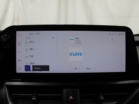 Used 2024 Lexus UX 250h F Sport image 14