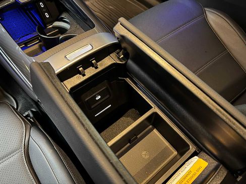 Certified 2025 Mercedes-Benz GLC 300 GLC 300 image 29