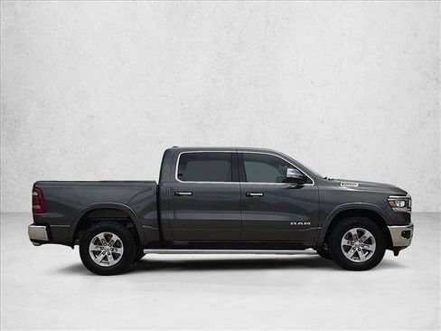 Used 2022 RAM 1500 Laramie AWD/4WD image 4