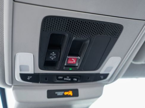 Used 2024 Honda Accord Touring image 28