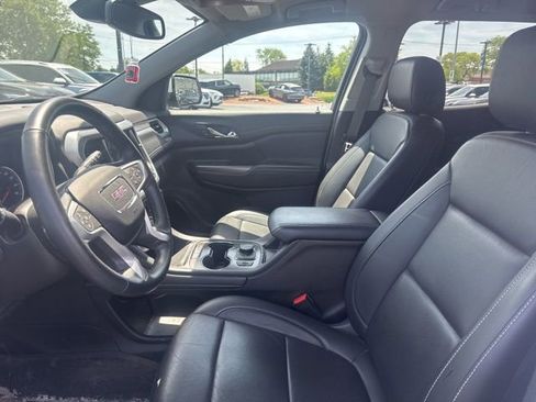 Certified 2023 GMC Acadia SLT FWD image 8