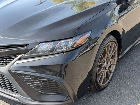Used 2023 Toyota Camry SE image 10