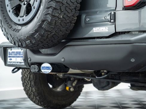 Used 2022 Ford Bronco Badlands image 8