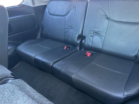 Used 2017 Lexus LX 570 4WD image 16