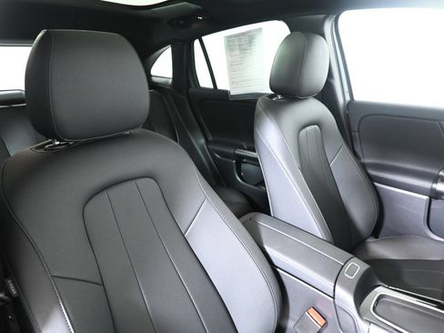 Certified 2026 Mercedes-Benz GLA 250 4MATIC image 34