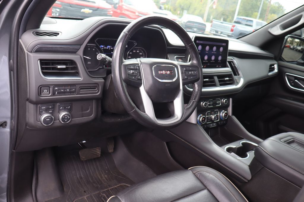 Used 2021 GMC Yukon SLT w/ SLT Premium Package AWD/4WD image 5