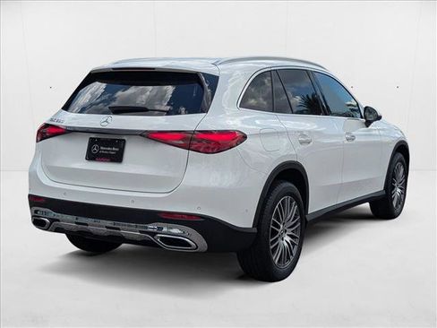 New 2026 Mercedes-Benz GLC 300 image 2