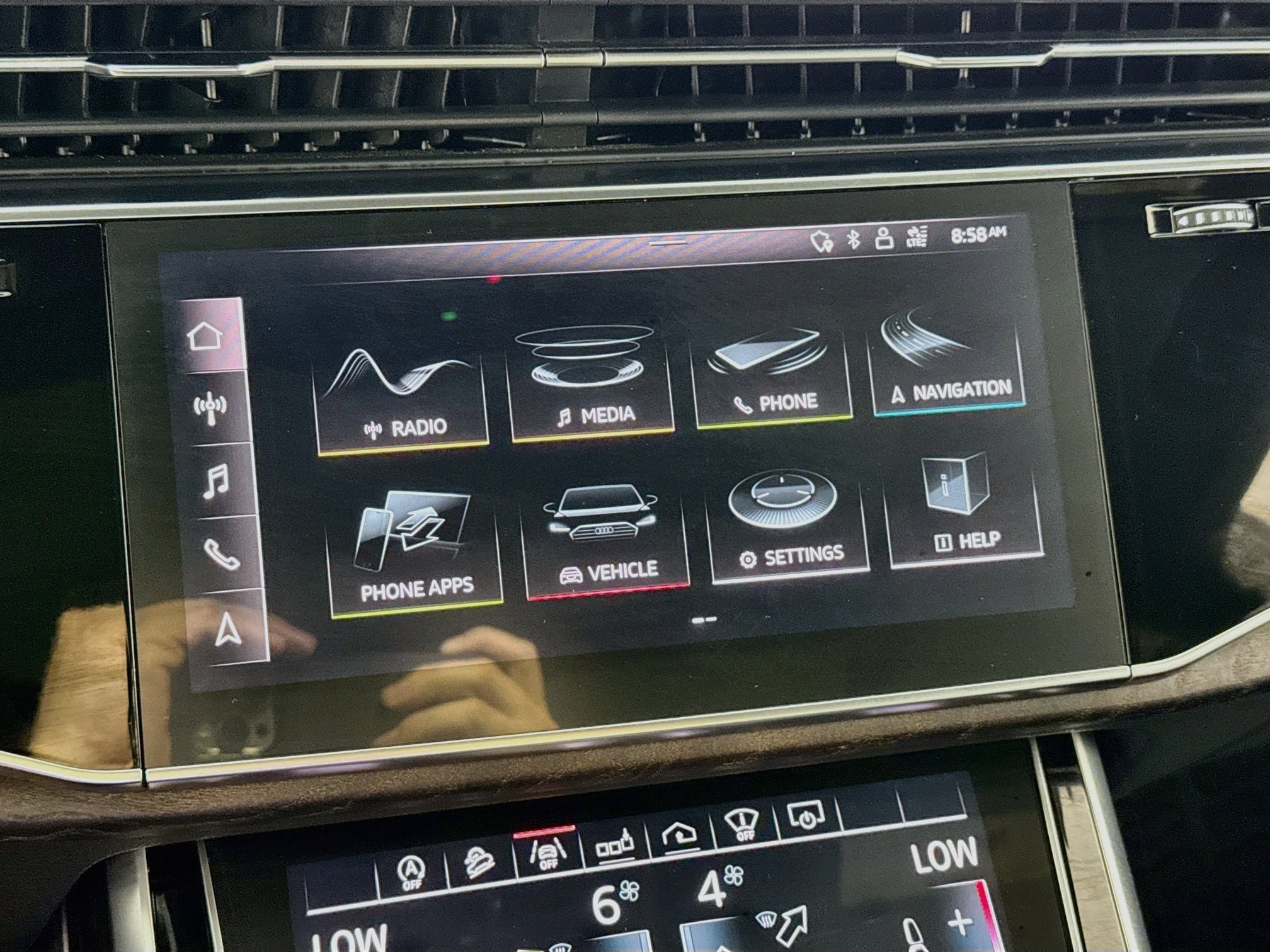 Used 2019 Audi Q8 Prestige AWD/4WD image 19