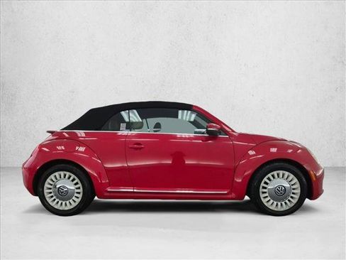 Used 2013 Volkswagen Beetle 2.5 FWD image 4