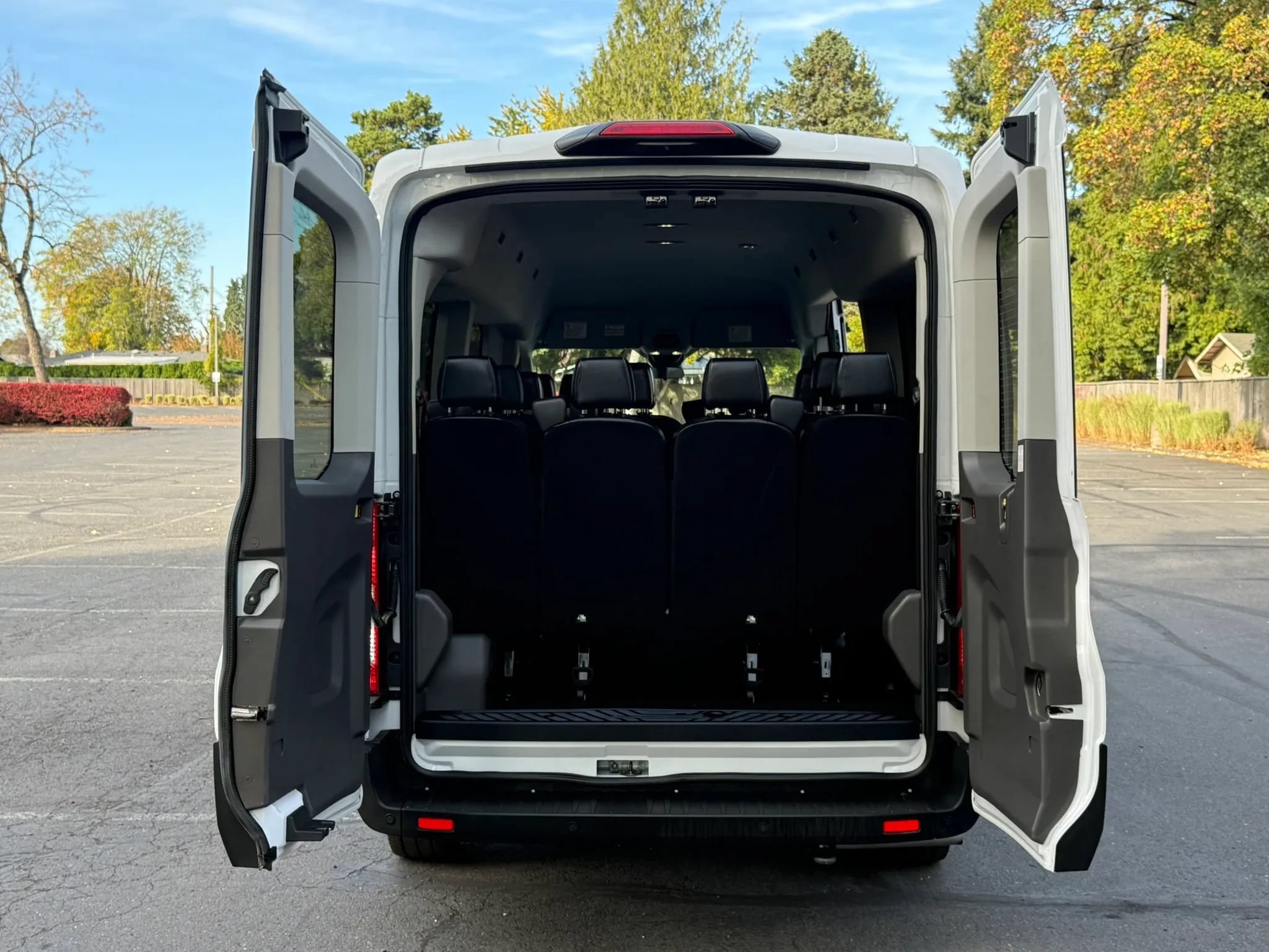 Used 2025 Ford Transit 350 XL RWD image 31