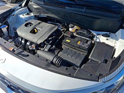 Used 2022 Kia Seltos EX image 30