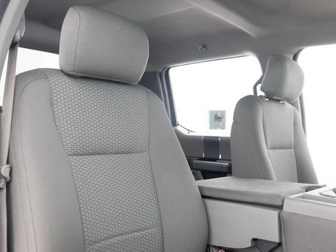 Used 2017 Ford F150 XLT w/ XTR Package image 29