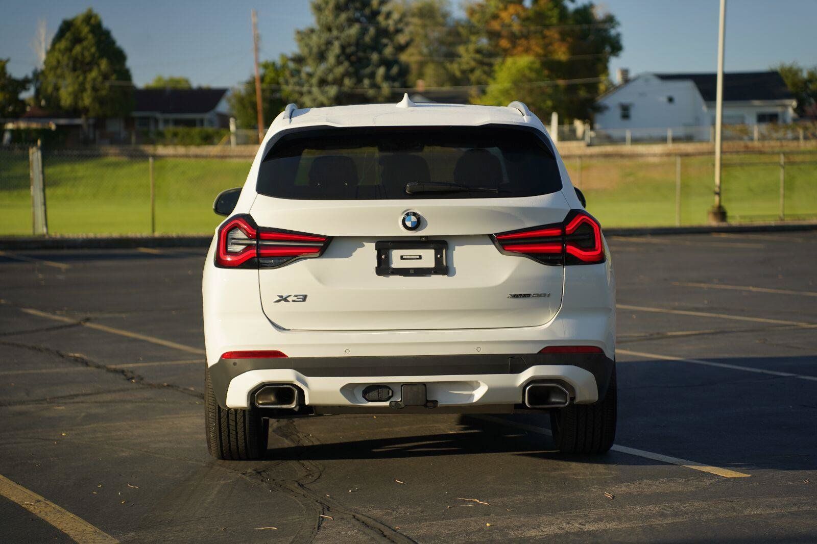 Used 2023 BMW X3 xDrive30i w/ Premium Package AWD/4WD image 4