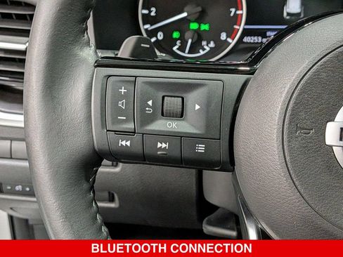 Used 2021 Nissan Rogue SL FWD image 17