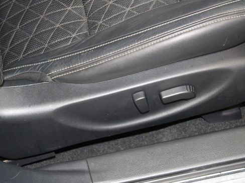 Used 2020 Nissan Maxima Platinum w/ Sport Mat Group FWD image 31