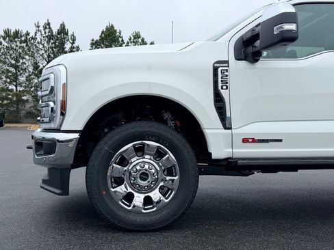 New 2026 Ford F250 King Ranch w/ Chrome Package image 10