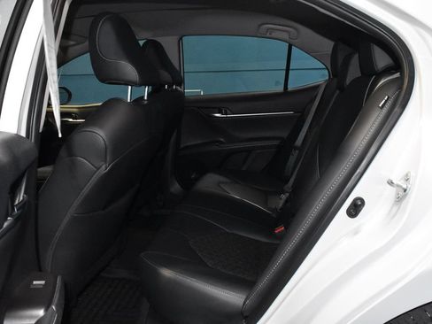 Used 2023 Toyota Camry XSE FWD image 18