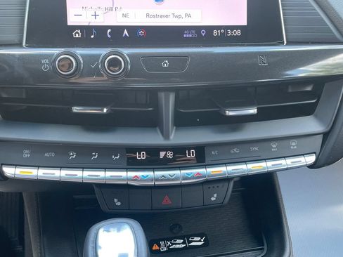 Used 2020 Cadillac CT4 Luxury w/ Sun And Sound Package AWD/4WD image 28