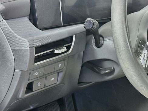 Used 2025 Hyundai Sonata SEL FWD image 17