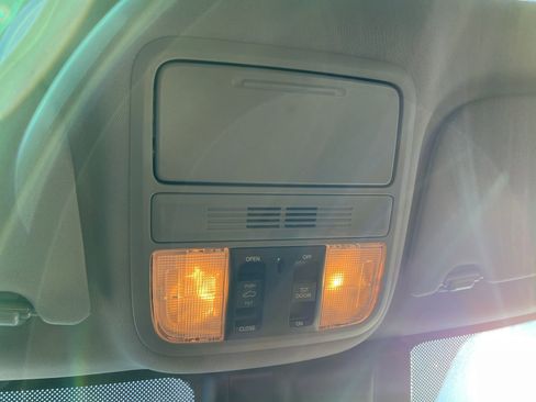 Used 2018 Honda Odyssey EX-L image 38