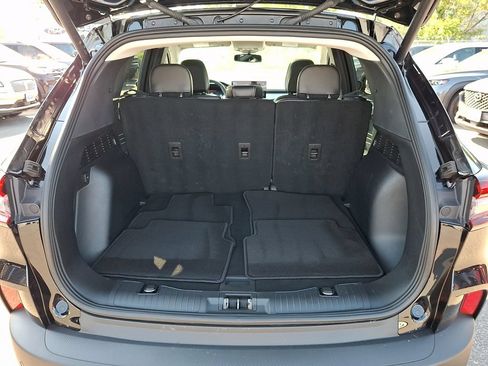 Used 2023 Ford Escape Platinum AWD/4WD image 31