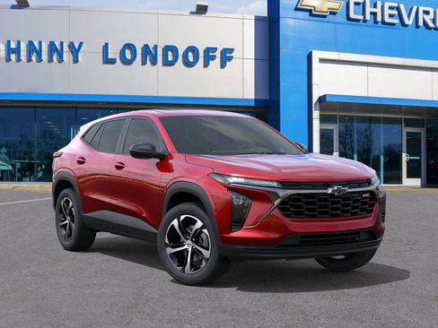 New 2026 Chevrolet Trax RS w/ Sunroof Package FWD image 7