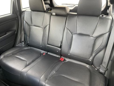 Used 2025 Subaru Forester Limited AWD/4WD image 11