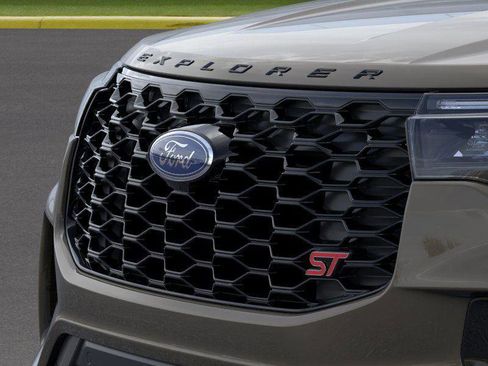 New 2026 Ford Explorer ST w/ Sun And Sound Package image 17
