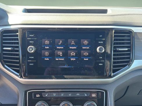 Used 2022 Volkswagen Atlas SE image 24